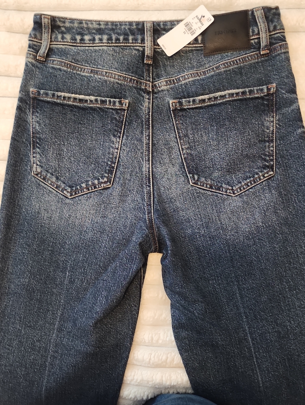 Express Ankle High Rise Jeans - Picture 5 of 8